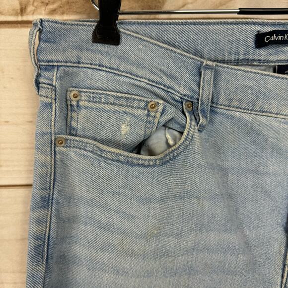 Calvin Klein Jeans Distressed Raw Hem High Rise Skinny Jeans Size 33 - Picture 4 of 13